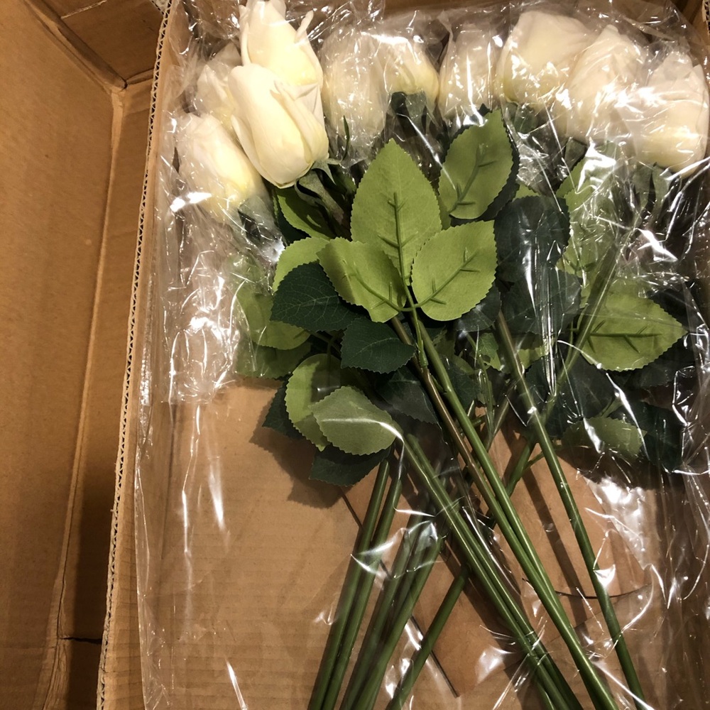Real feel fake roses